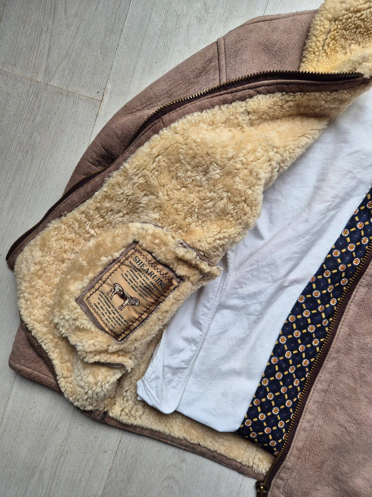 Leather Jacket (Gamulan) - Talla M